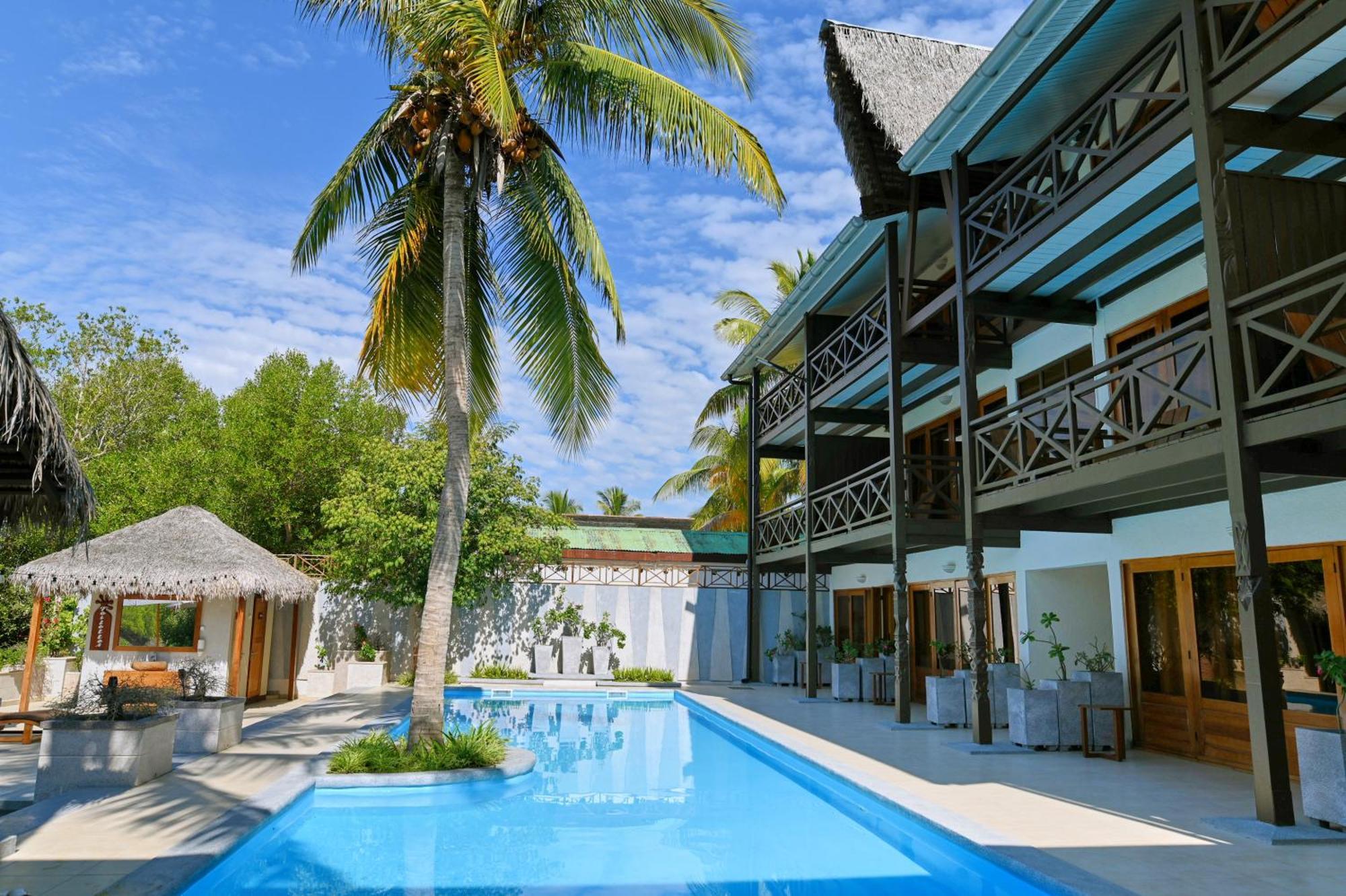Hotel Baobab Cafe Morondava Extérieur photo
